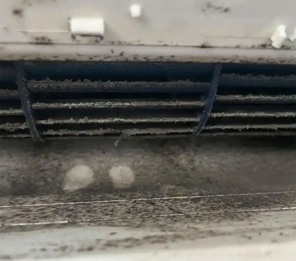 宁德市空调吹的风有股烧焦味是怎么回事